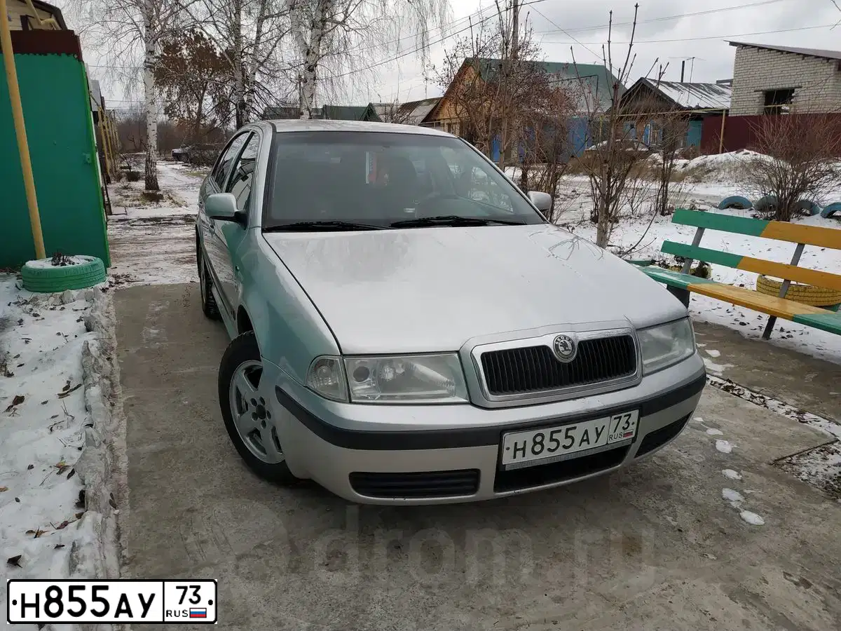 Фото автомобиля SKODA OCTAVIA, 2000 — госномер О973МЕ97. Цвет: Серый