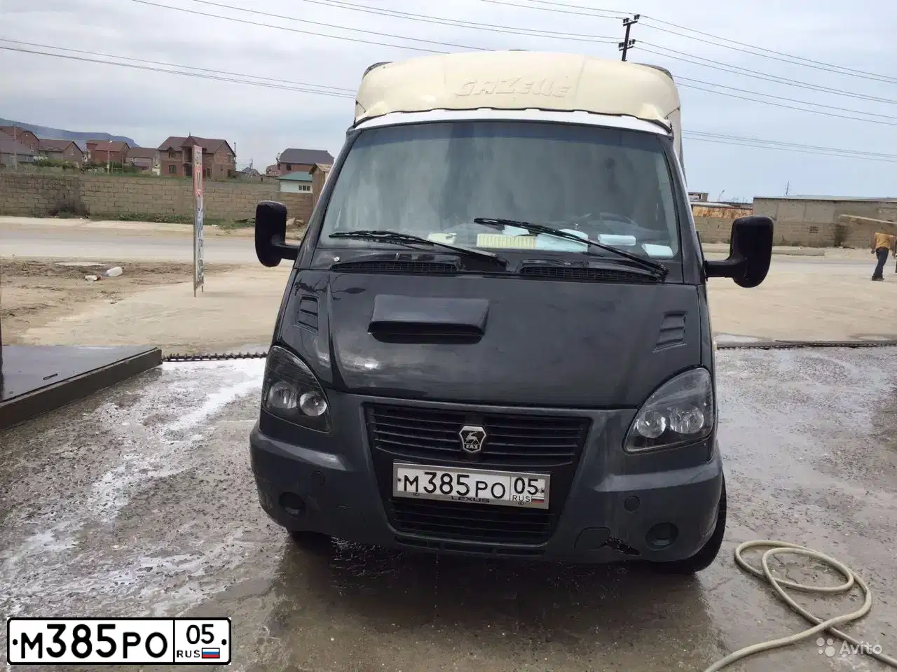 Фото автомобиля GAZ 2705 EL, 2011 — госномер М895РО05. Цвет: Белый
