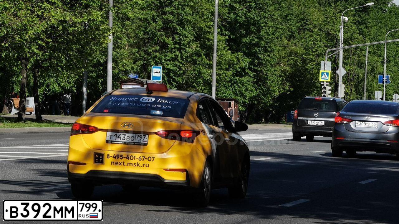 Фото автомобиля OPEL ASTRA, 2011 — госномер В189НУ761. Цвет: ЧЕРНЫЙ
