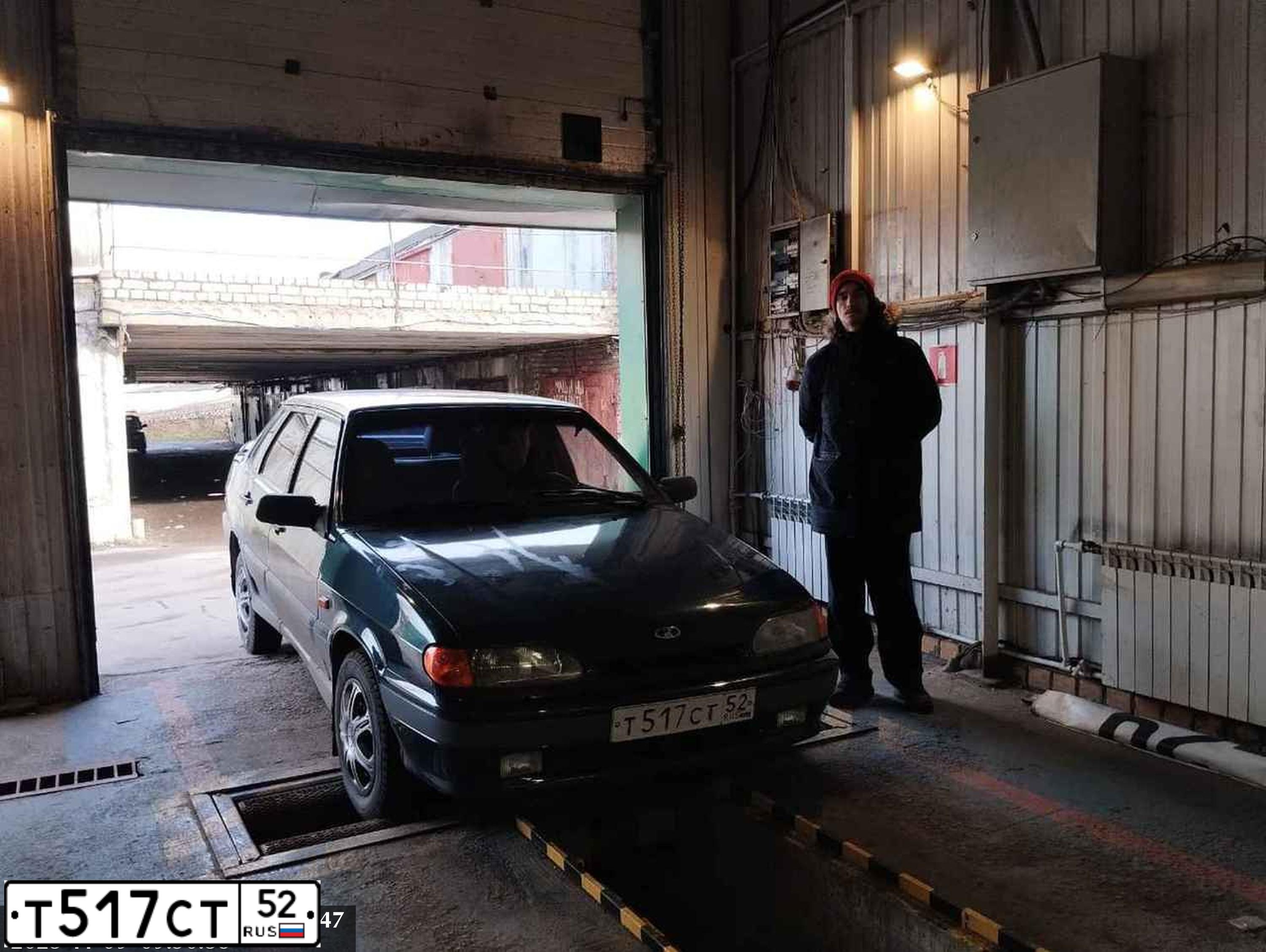 Фото автомобиля LADA 2115 SAMARA, 2007 — госномер Р544МЕ19. Цвет: Темно-зеленый