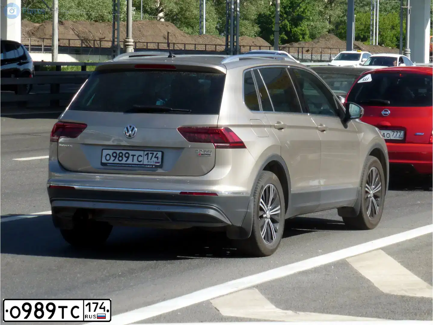Фото автомобиля VOLKSWAGEN TIGUAN, 2016 — госномер С419РО40. Цвет: БЕЖЕВЫЙ