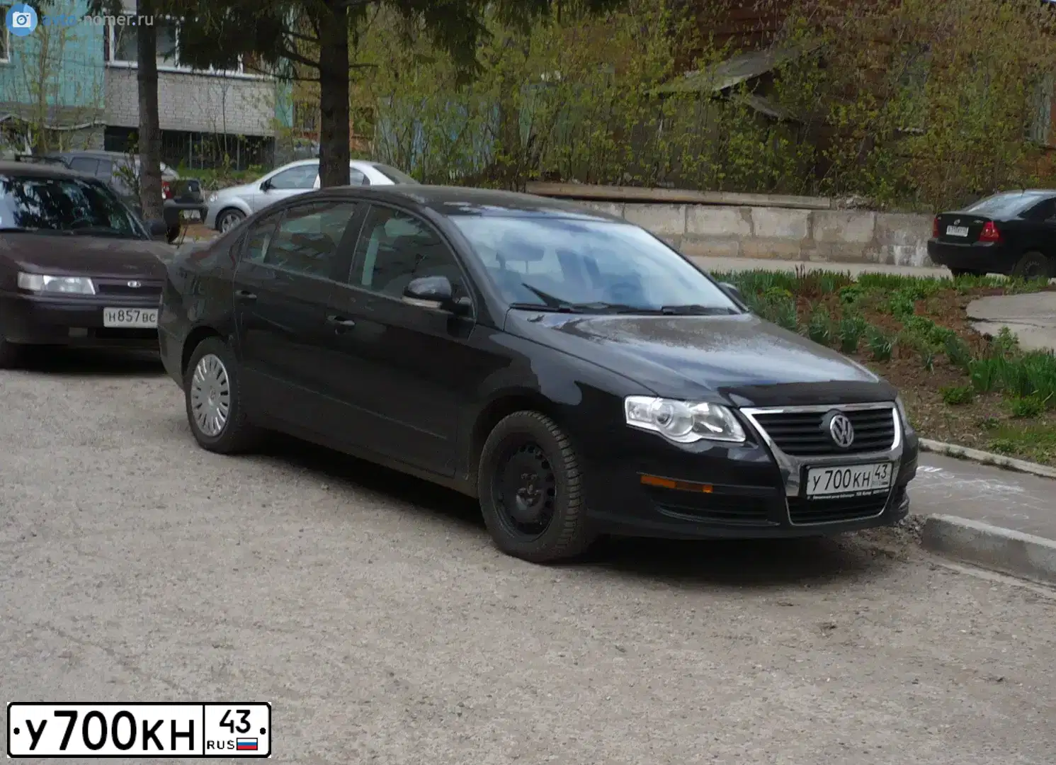 Фото автомобиля VOLKSWAGEN PASSAT, 2011 — госномер У700КН43. Цвет: ЧЕРНЫЙ