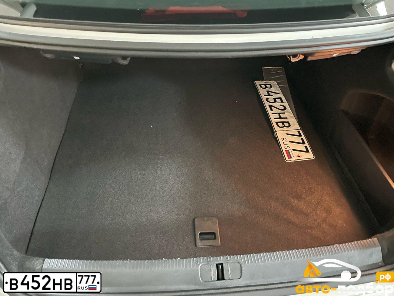 Фото автомобиля VOLKSWAGEN PASSAT CC, 2014 — госномер В836ЕТ550. Цвет: Белый