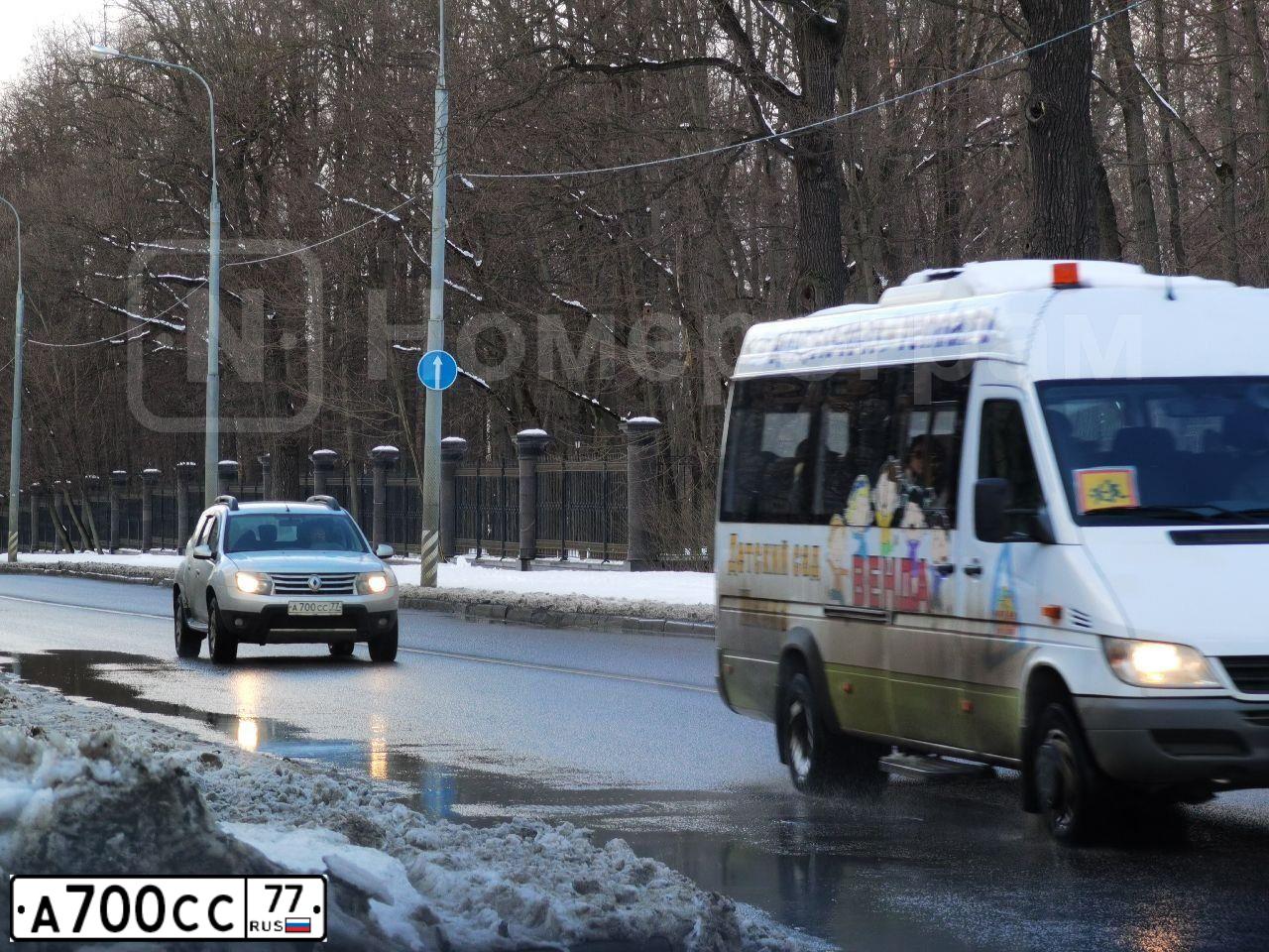 Фото автомобиля VAZ ВАЗ 21213, 1997 — госномер А700СС77. Цвет: МУРЕНА
