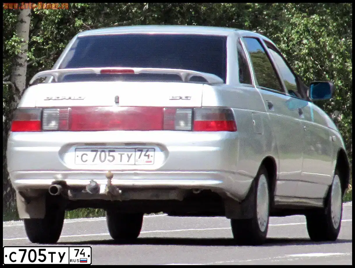 Фото автомобиля LADA 2110 LADA, 2003 — госномер Х736АК774. Цвет: СВЕТЛО-СЕРЕБРИСТЫЙ МЕТАЛЛ