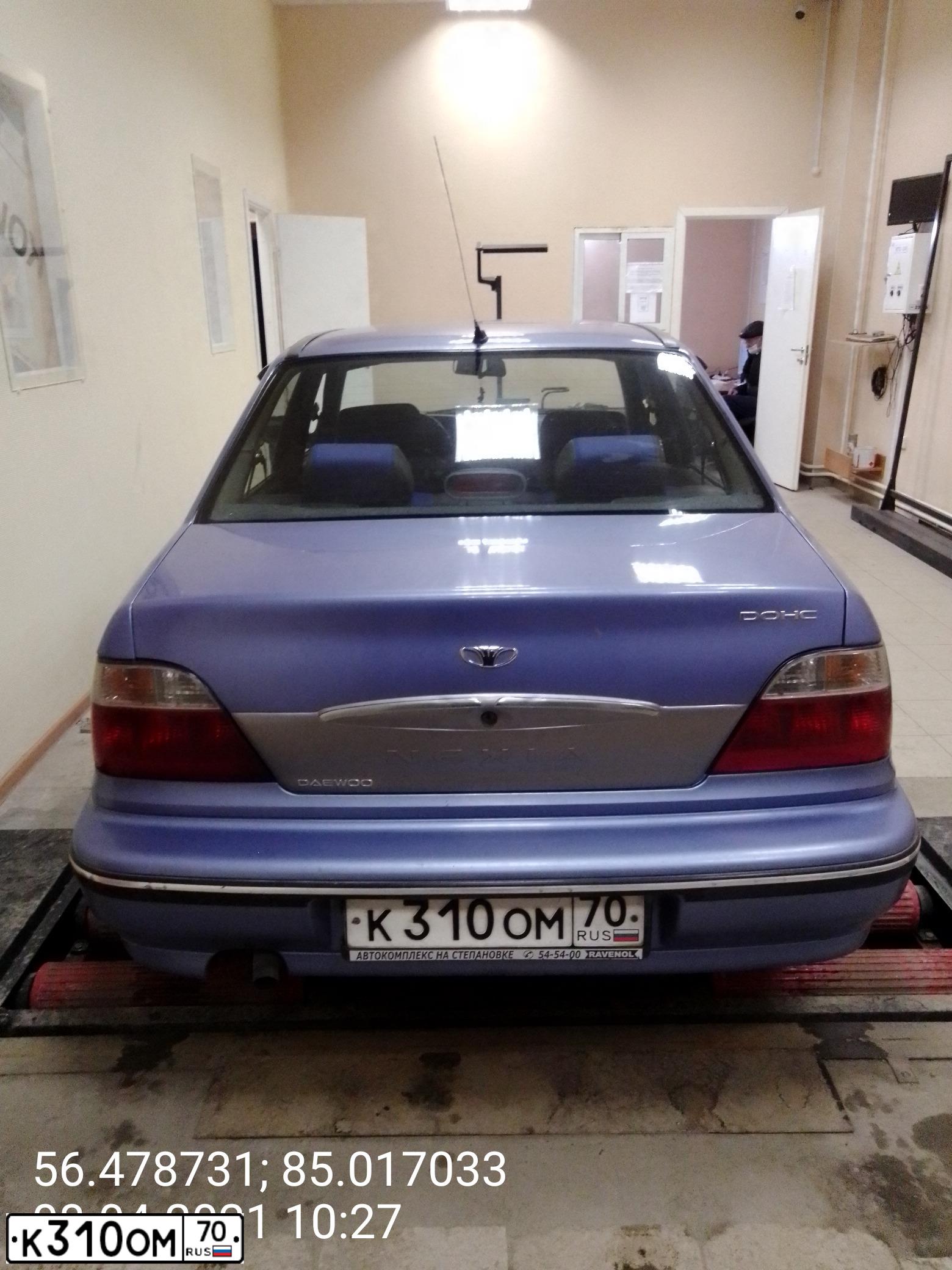 Фото автомобиля DAEWOO NEXIA, 2008 — госномер К310ОМ70. Цвет: ГОЛУБОЙ