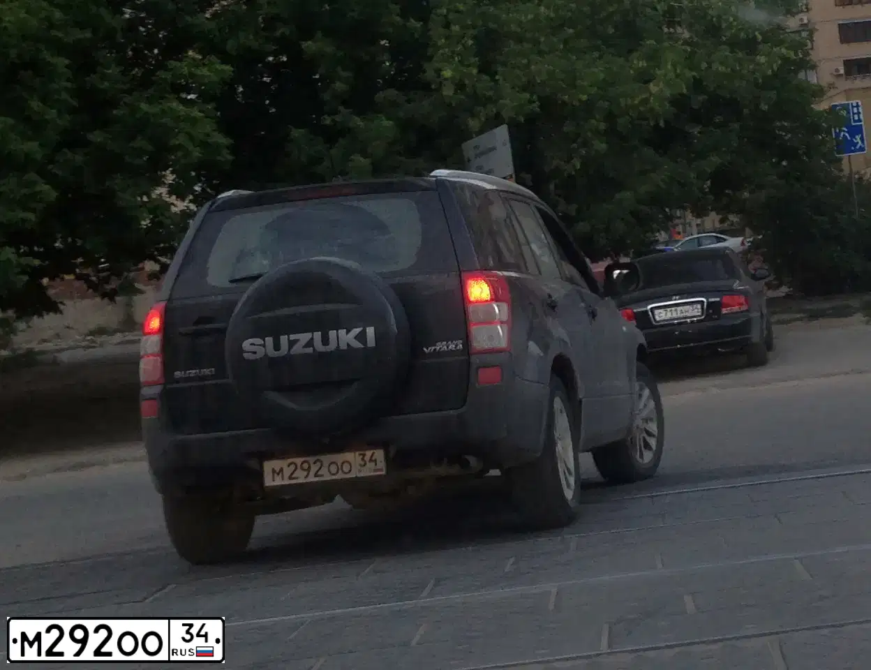 Фото автомобиля SUZUKI /GRAND/ VITARA, 2008 — госномер М292ОО34. Цвет: ЧЕРНЫЙ