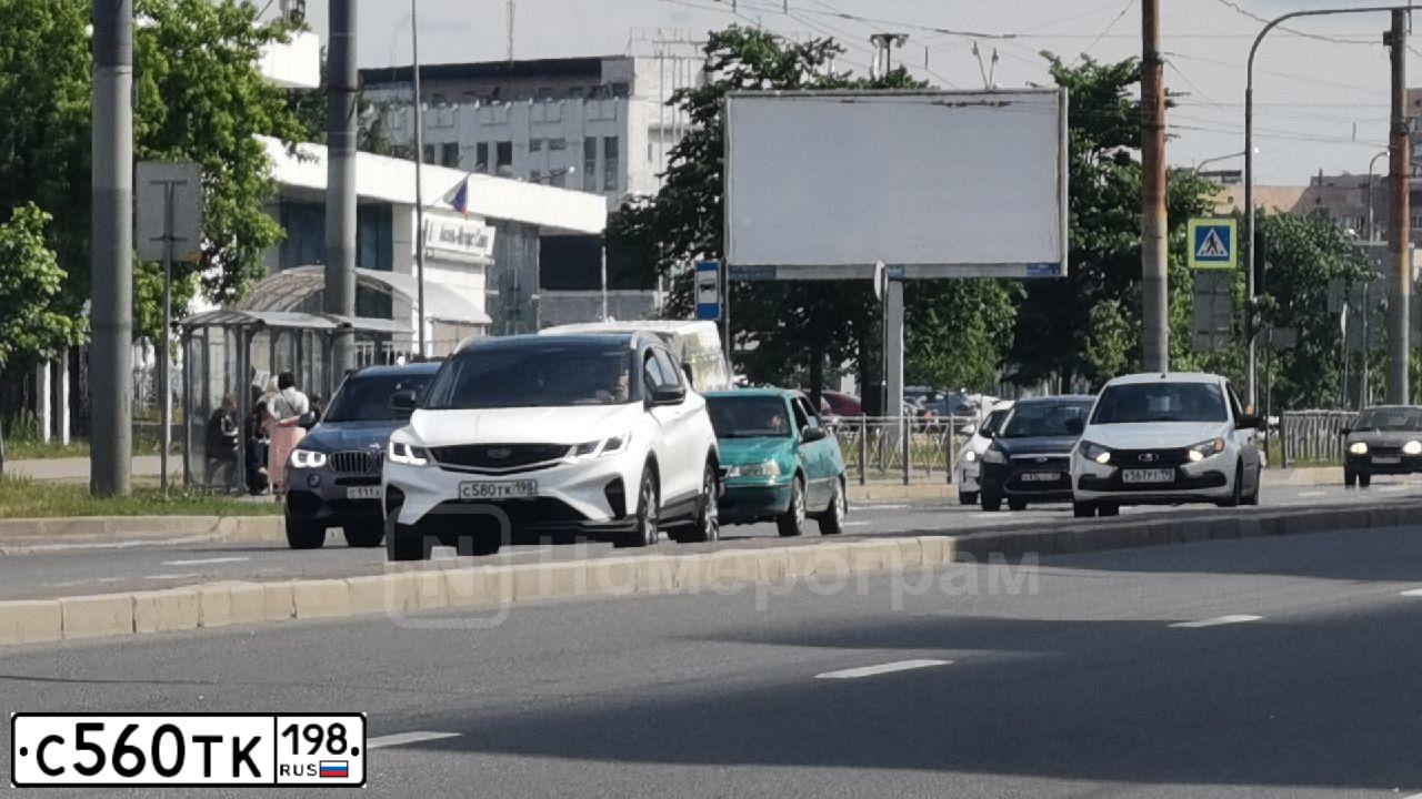 Фото автомобиля HAVAL JOLION, 2023 — госномер С560ТК198. Цвет: ЧЕРНЫЙ МЕТАЛИК