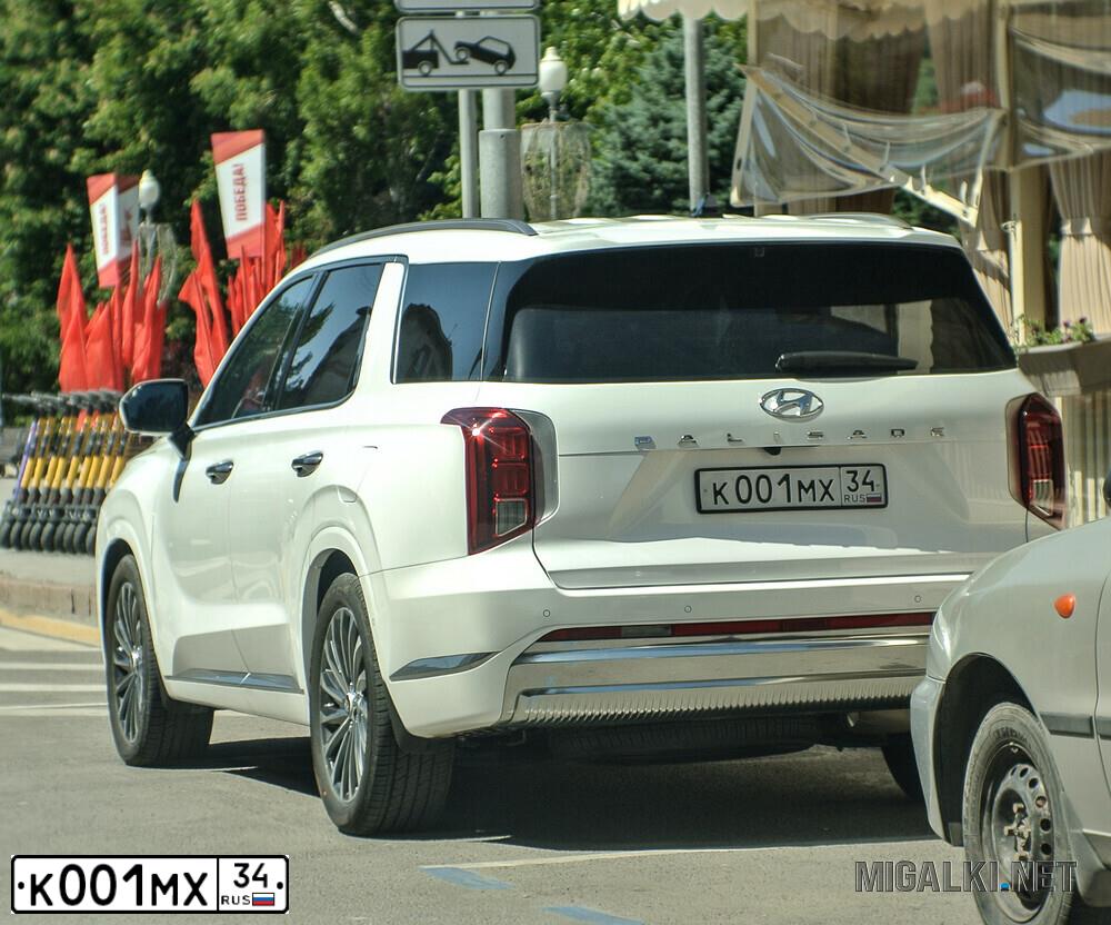 Фото автомобиля LEXUS S RX, 2008 — госномер Н322МХ154. Цвет: СЕРЫЙ