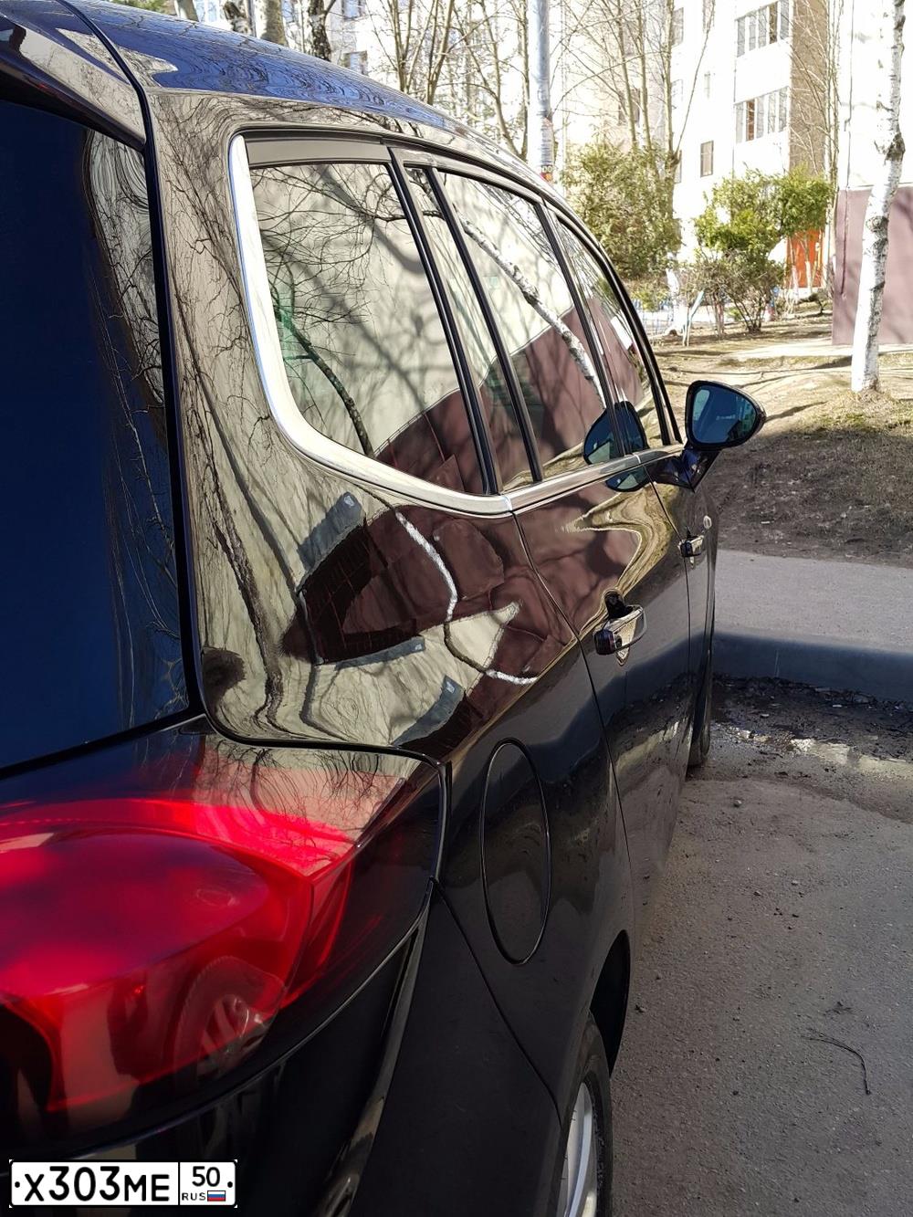Фото автомобиля OPEL ZAFIRA, 2013 — госномер А478ХР92. Цвет: Коричневый
