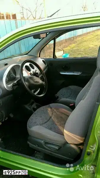 Фото автомобиля DAEWOO MATIZ, 2006 — госномер Е925РР123. Цвет: СВЕТЛО-САЛАТОВЫЙ