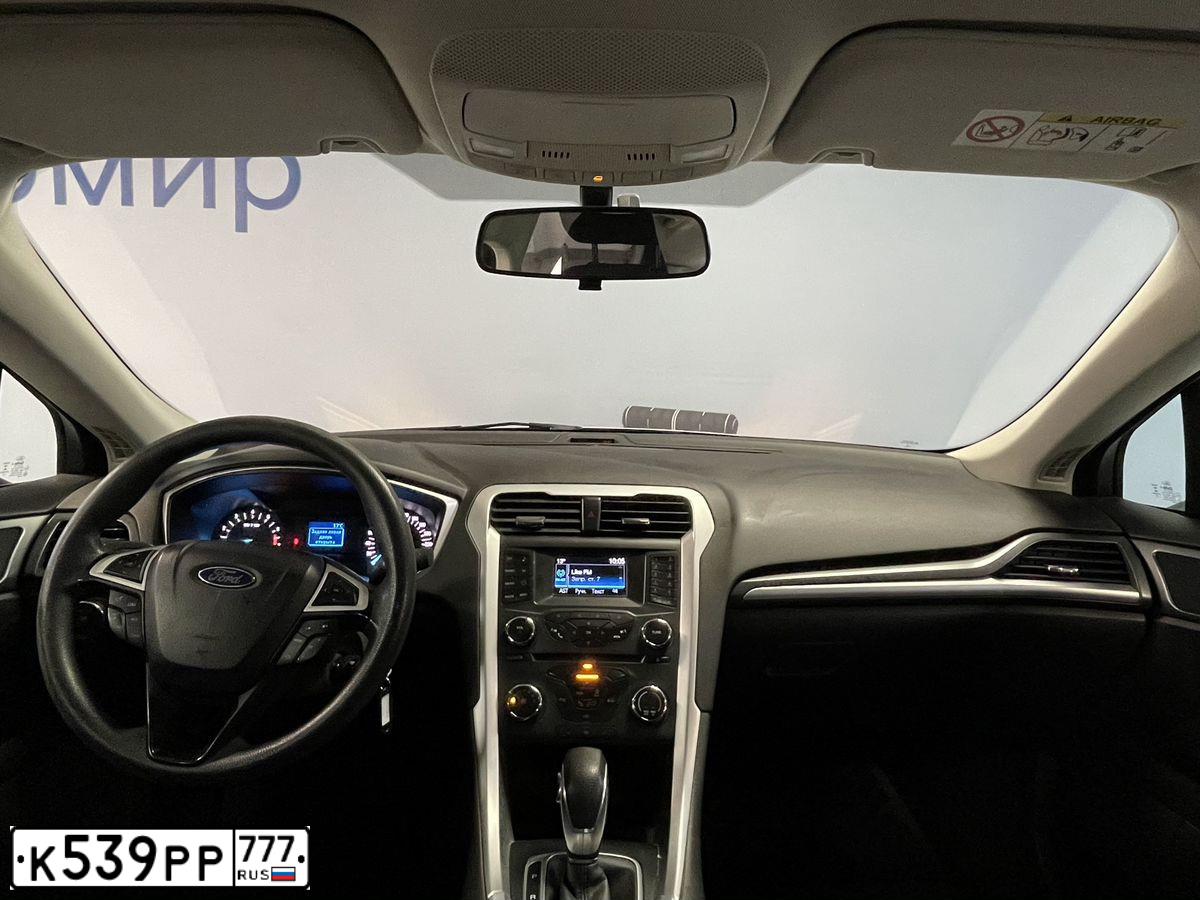 Фото автомобиля FORD MONDEO, 2015 — госномер К539РР777. Цвет: Белый