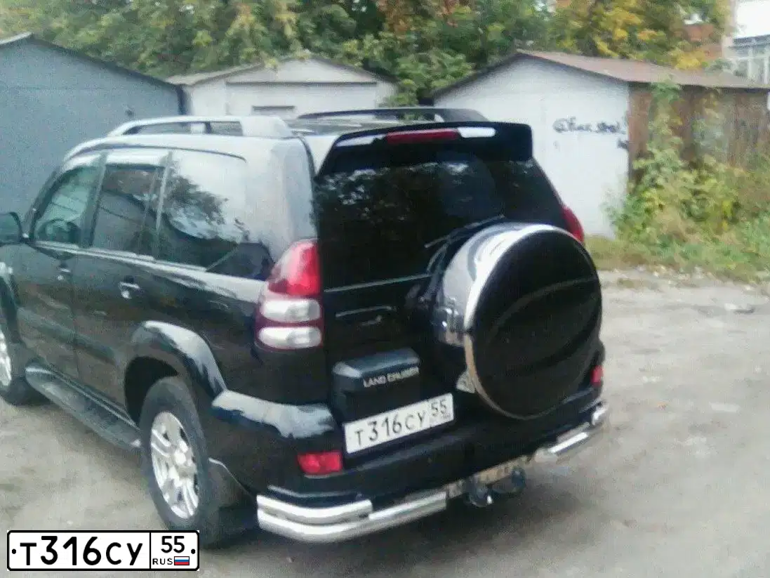 Фото автомобиля TOYOTA LANDCRUISER, 2008 — госномер Х888ЕО18. Цвет: ЧЕРНЫЙ