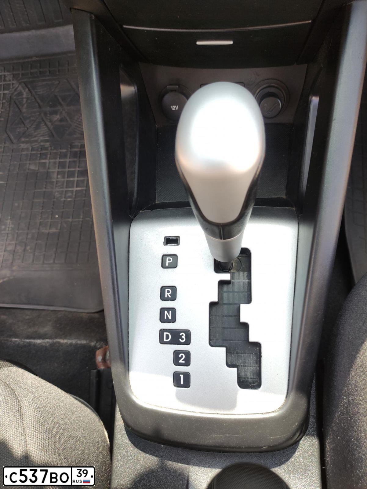 Фото автомобиля KIA CEE'D, 2010 — госномер К132ОС716. Цвет: БЕЛЫЙ