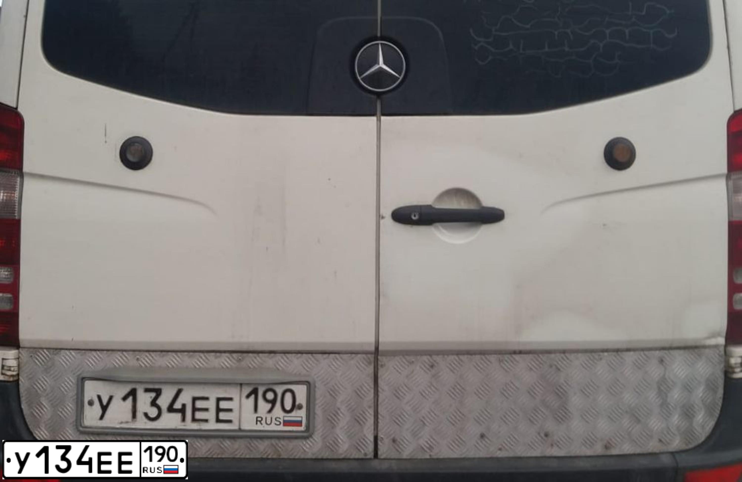 Фото автомобиля MERCEDES S SPRINTER, 2007 — госномер У134ЕЕ190. Цвет: Белый