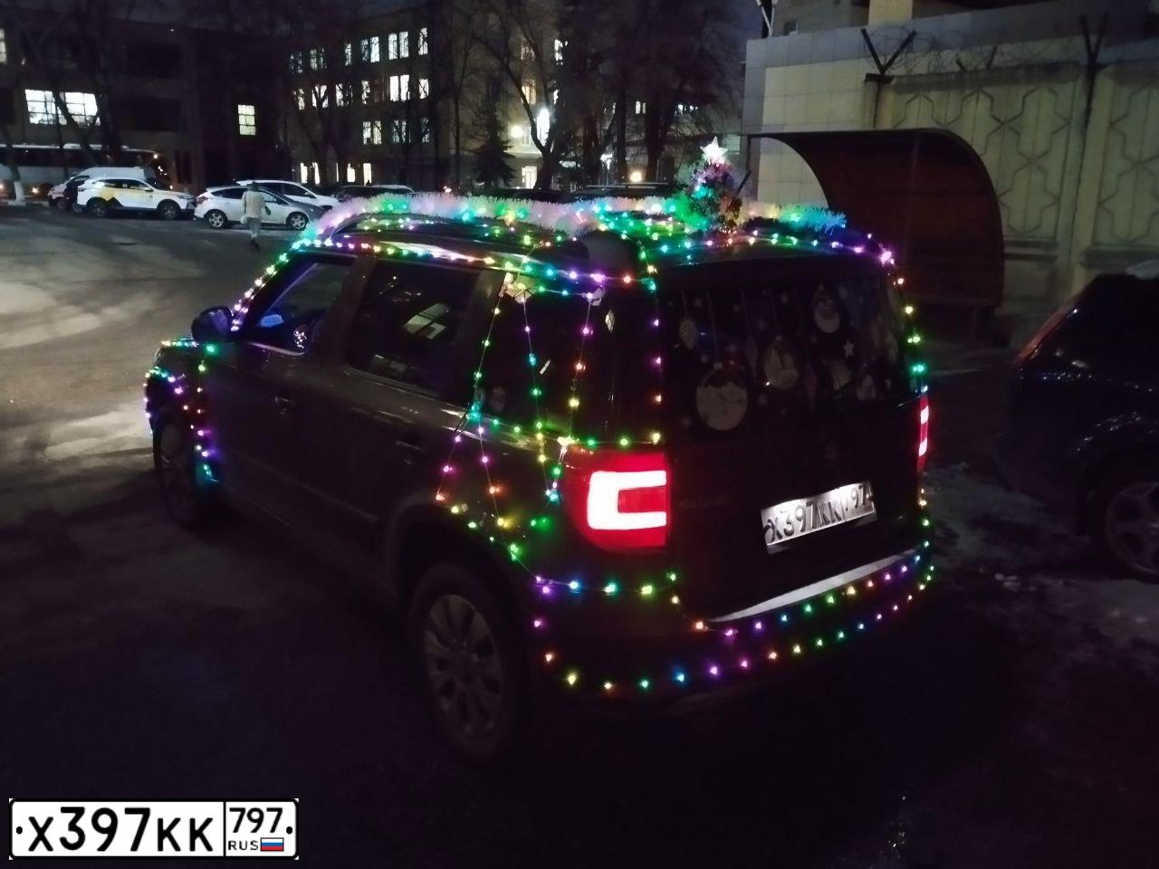 Фото автомобиля SKODA YETI, 2014 — госномер Х397КК797. Цвет: Коричневый