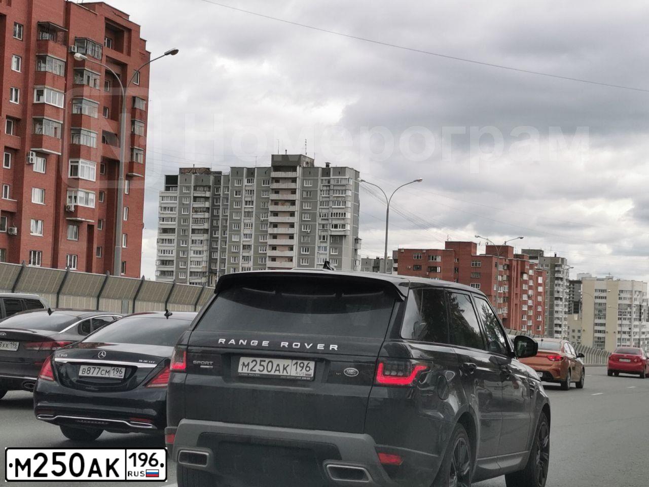 Фото автомобиля LAND ROVER RANGE ROVER, 2019 — госномер Х353СА72