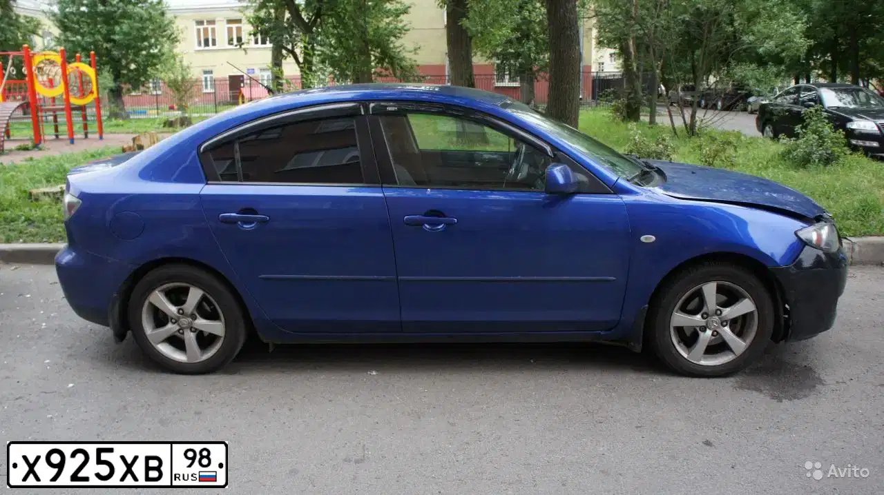 Фото автомобиля MAZDA 3, 2006 — госномер М920ОТ198