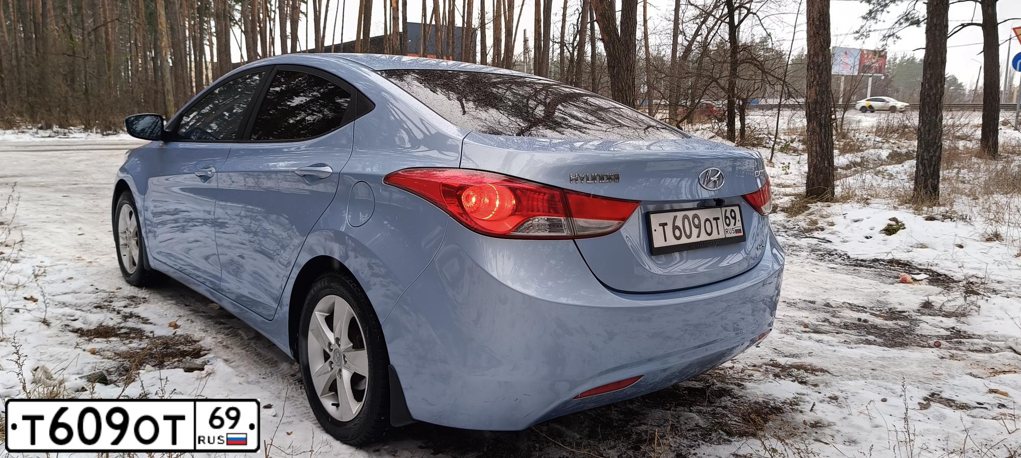 Фото автомобиля HYUNDAI ELANTRA, 2011 — госномер Т609ОТ69. Цвет: голубой