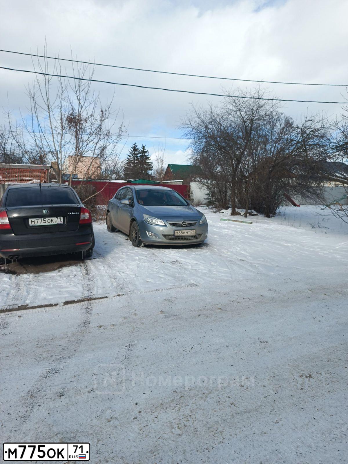 Фото автомобиля SKODA OCTAVIA, 2012 — госномер М775ОК71. Цвет: ЧЕРНЫЙ