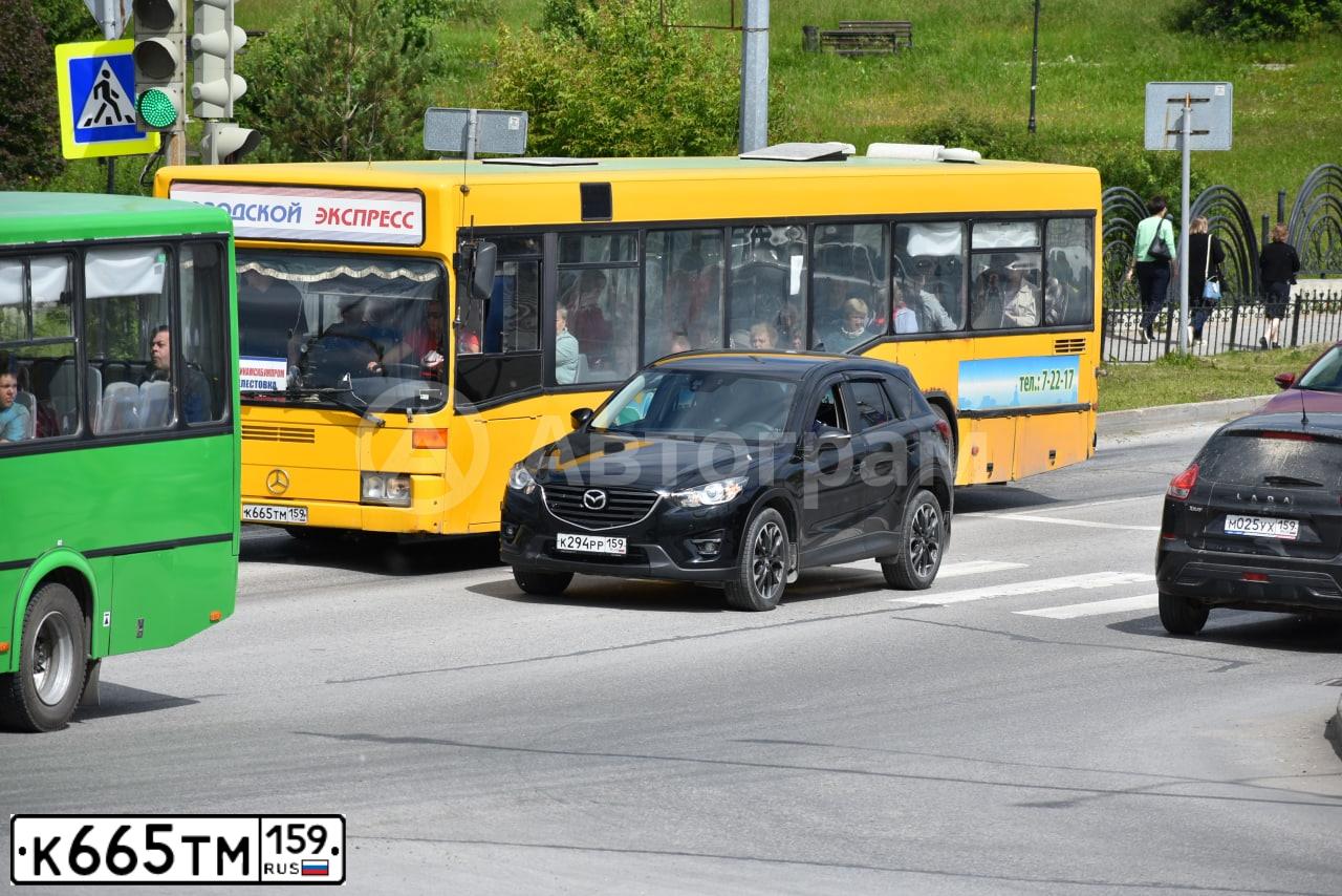 Фото автомобиля MERCEDES O 405, 1997 — госномер К665ТМ159. Цвет: ПЕСОЧНЫЙ