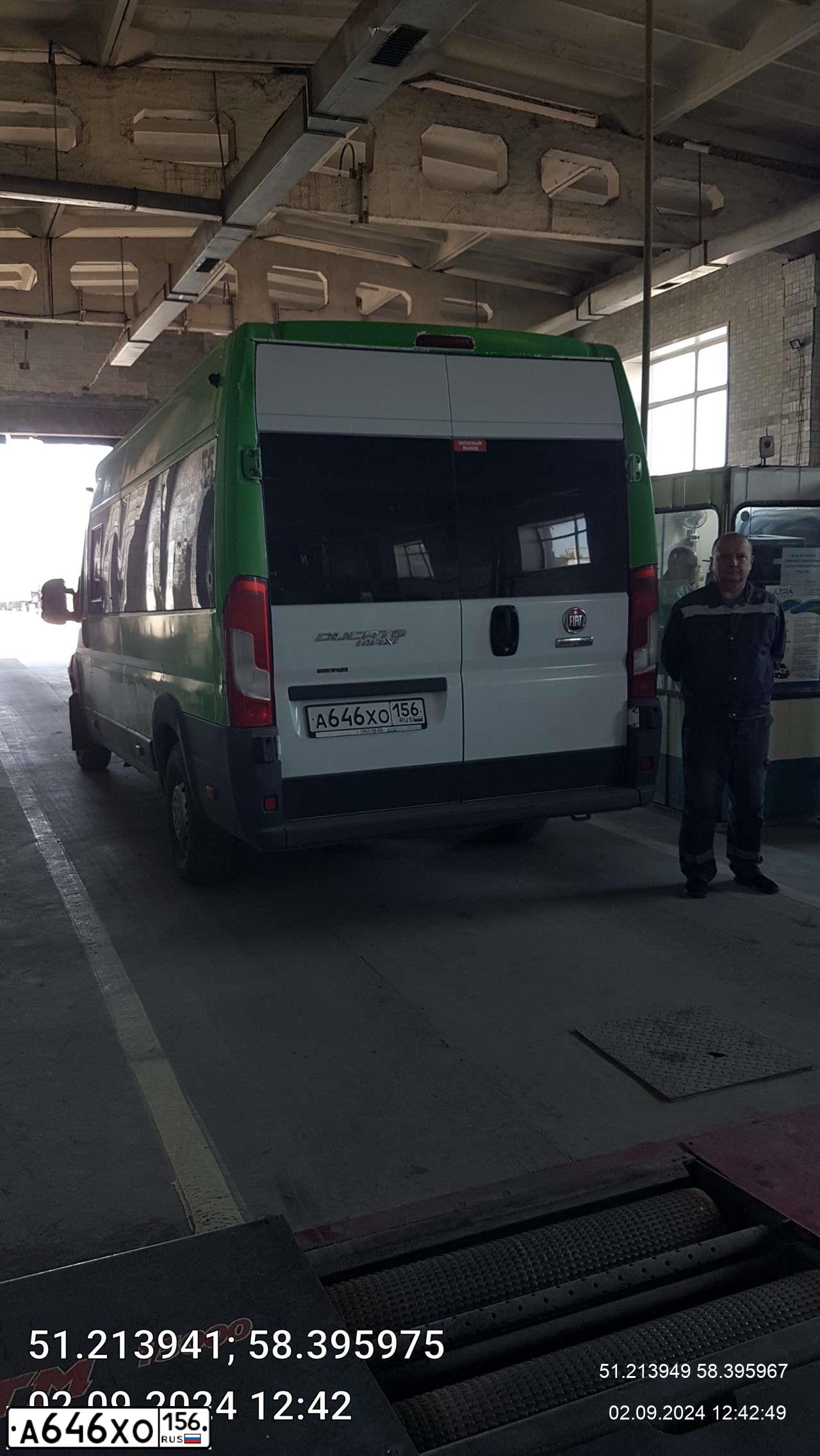 Фото автомобиля FIAT DUCATO, 2016 — госномер А646ХО156. Цвет: ЗЕЛЕНЫЙ