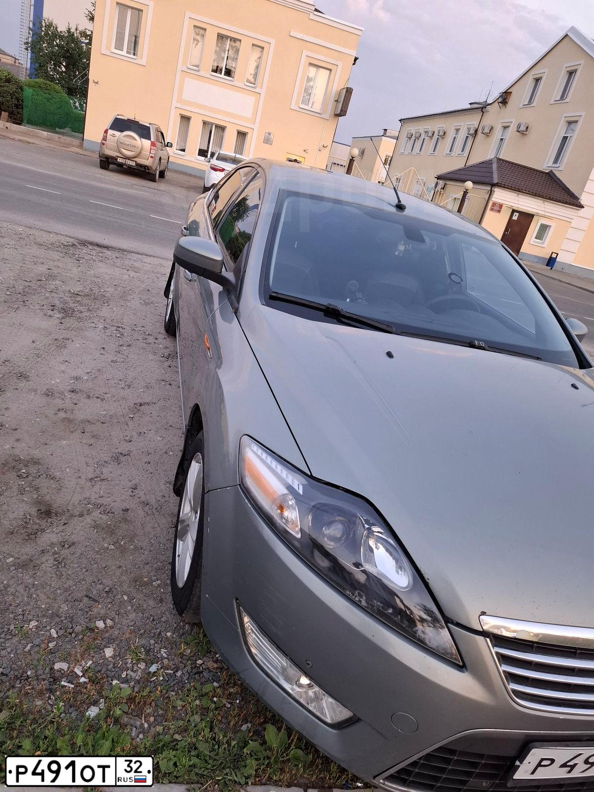 Фото автомобиля FORD MONDEO, 2007 — госномер Р491ОТ32. Цвет: Серый