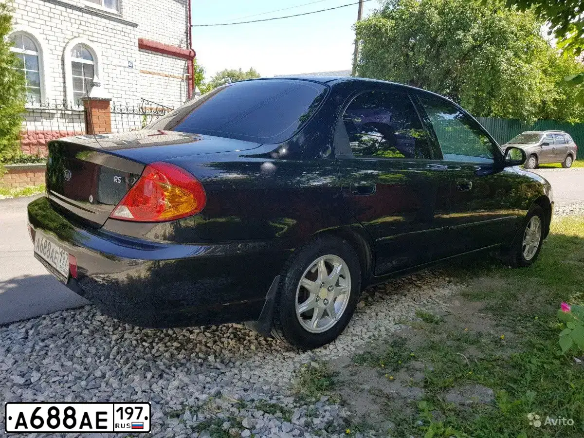 Фото автомобиля KIA SPECTRA, 2007 — госномер А688АЕ197. Цвет: Черный жемчуг (Чёрный)