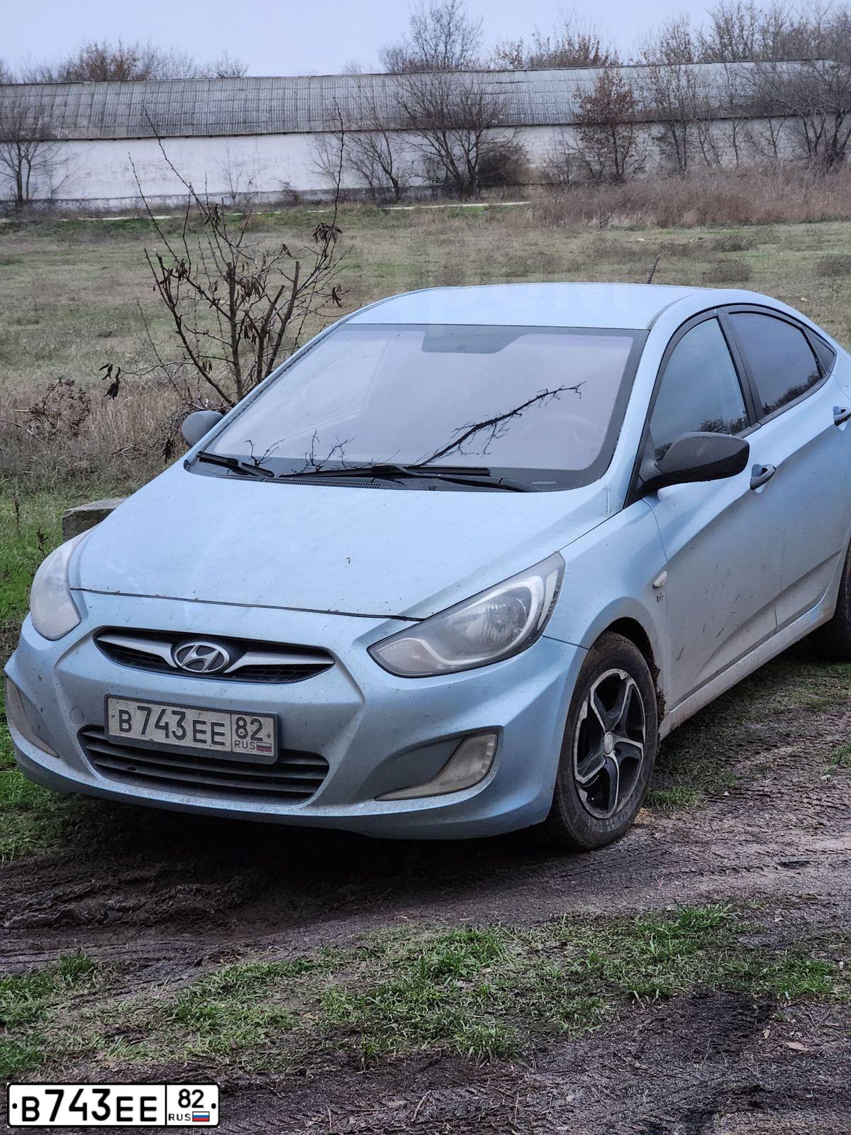 Фото автомобиля HYUNDAI SOLARIS, 2012 — госномер В743ЕЕ82. Цвет: СЕРО-ГОЛУБОЙ