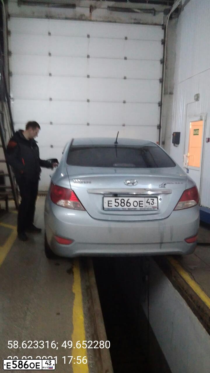 Фото автомобиля HYUNDAI SOLARIS, 2012 — госномер М668ОЕ35