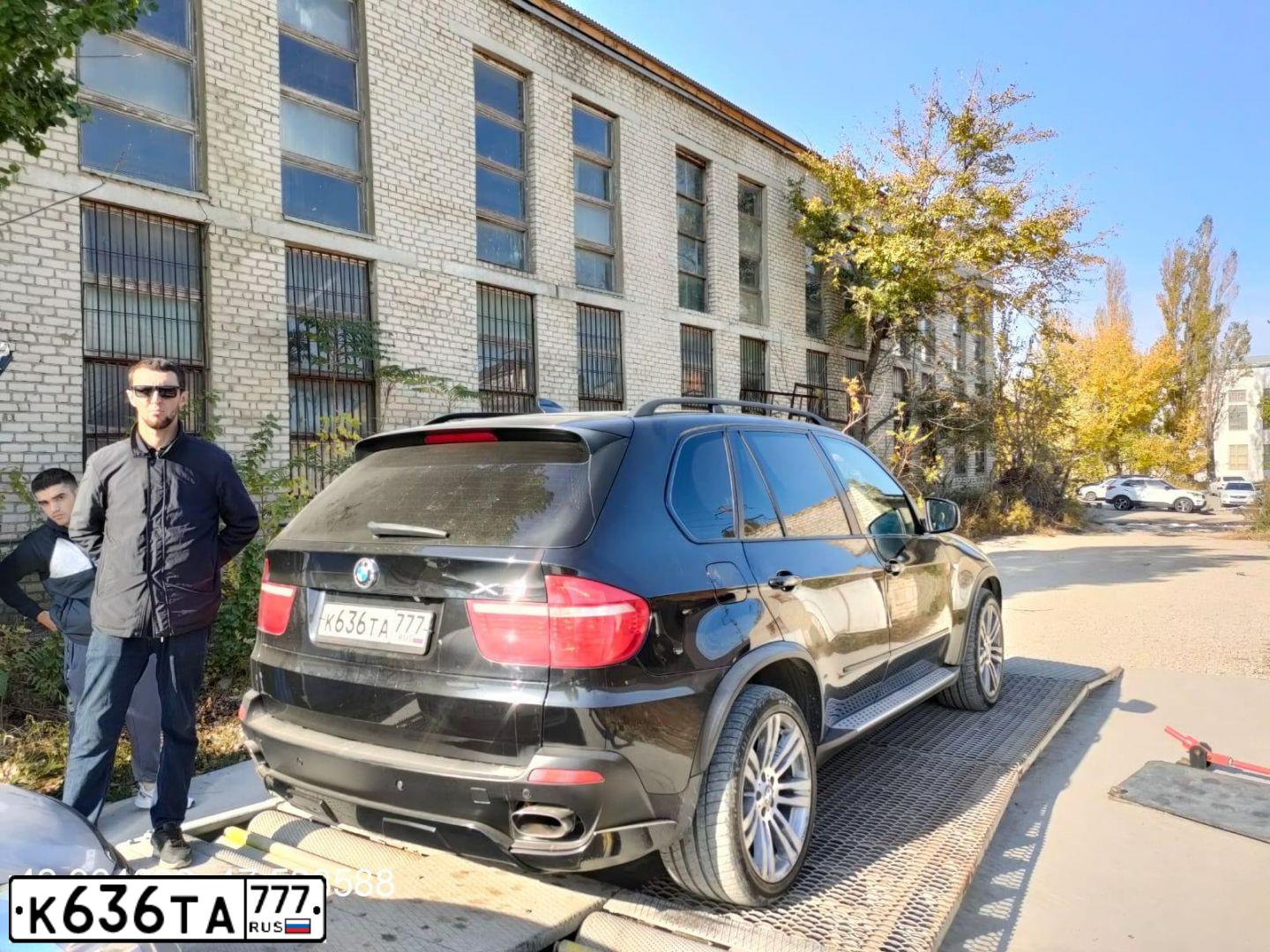 Фото автомобиля BMW X5, 2007 — госномер К636ТА777. Цвет: ЧЕРНЫЙ