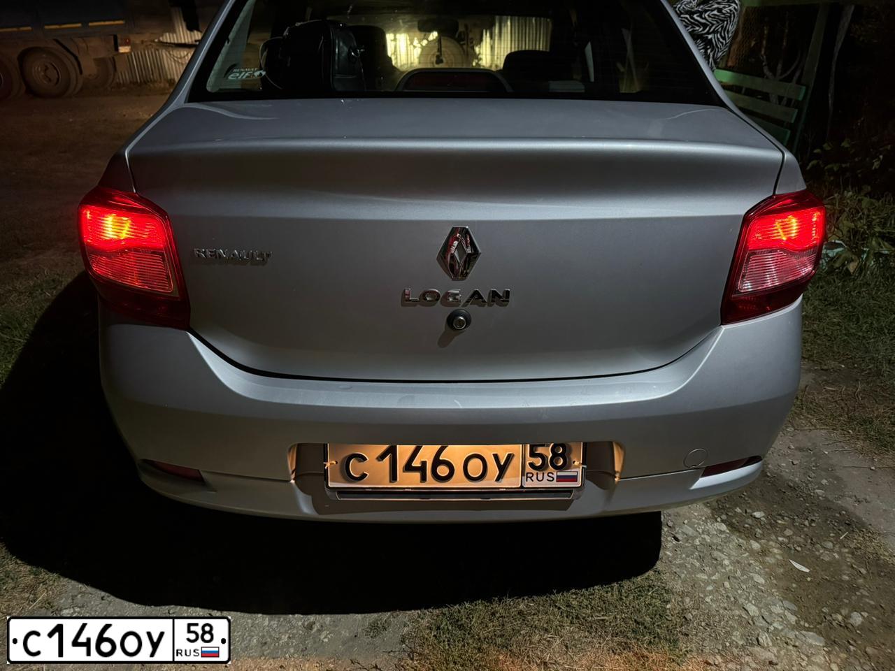Фото автомобиля RENAULT LOGAN, 2014 — госномер С146ОУ58. Цвет: СВЕТЛО-СЕРЫЙ