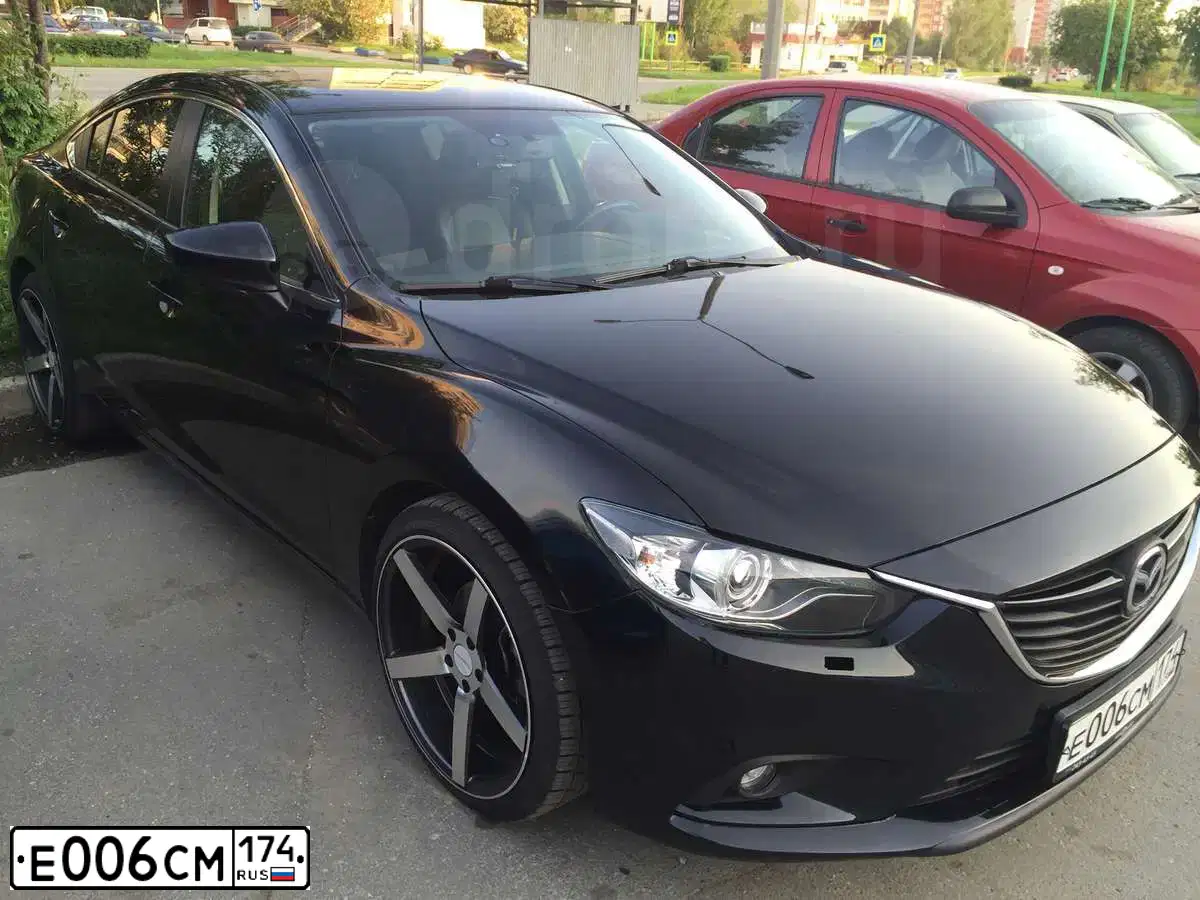 Фото автомобиля MAZDA 6, 2013 — госномер Е006СМ174. Цвет: ЧЕРНЫЙ