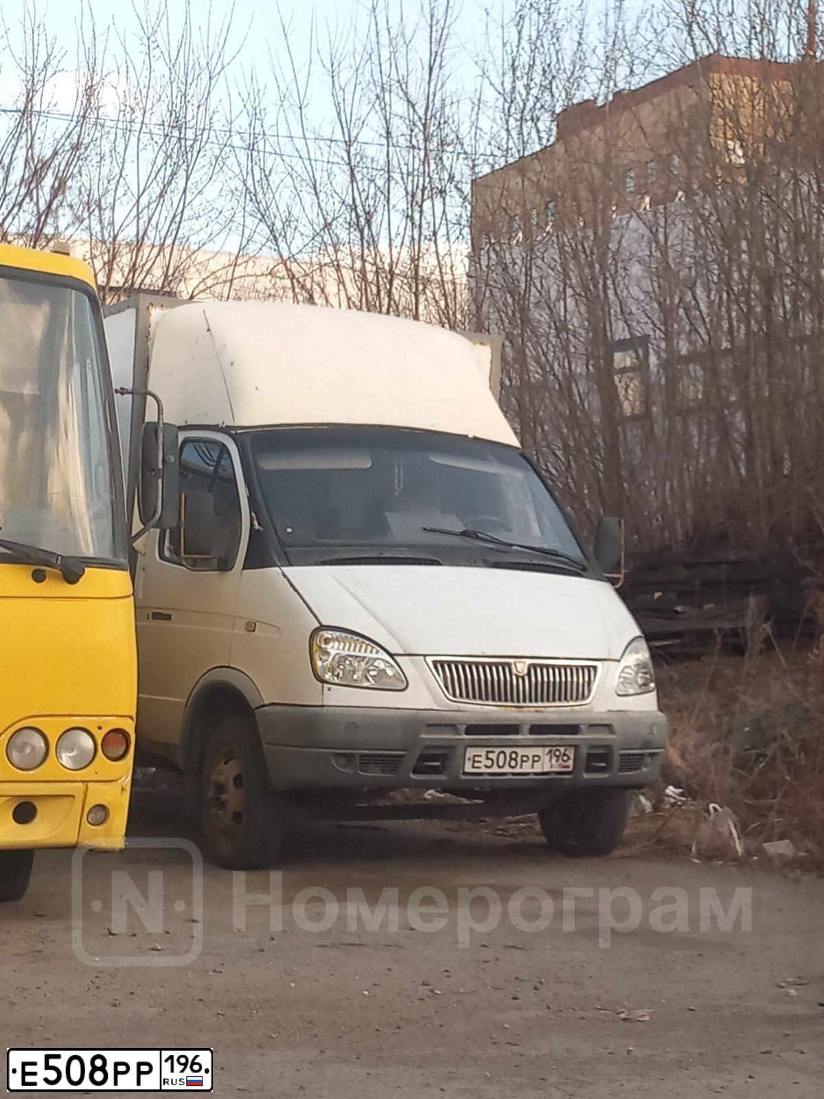 Фото автомобиля GAZ Z 3302 GAZEL, 2004 — госномер Е508РР196
