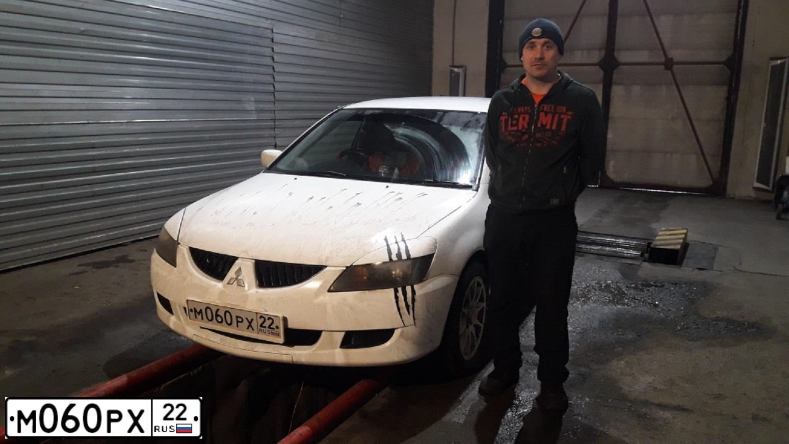 Фото автомобиля MITSUBISHI LANCER, 2003 — госномер М060РХ22