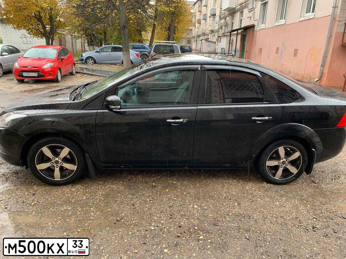 Фото автомобиля OPEL ASTRA, 2011 — госномер М500КХ33. Цвет: Белый