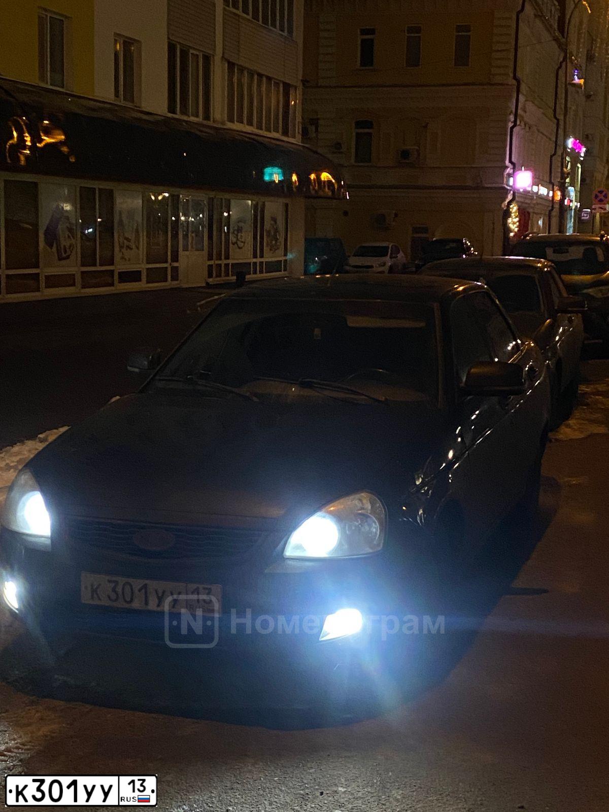 Фото автомобиля LADA 2170 PRIORA, 2011 — госномер К301УУ13. Цвет: Сине-Черный