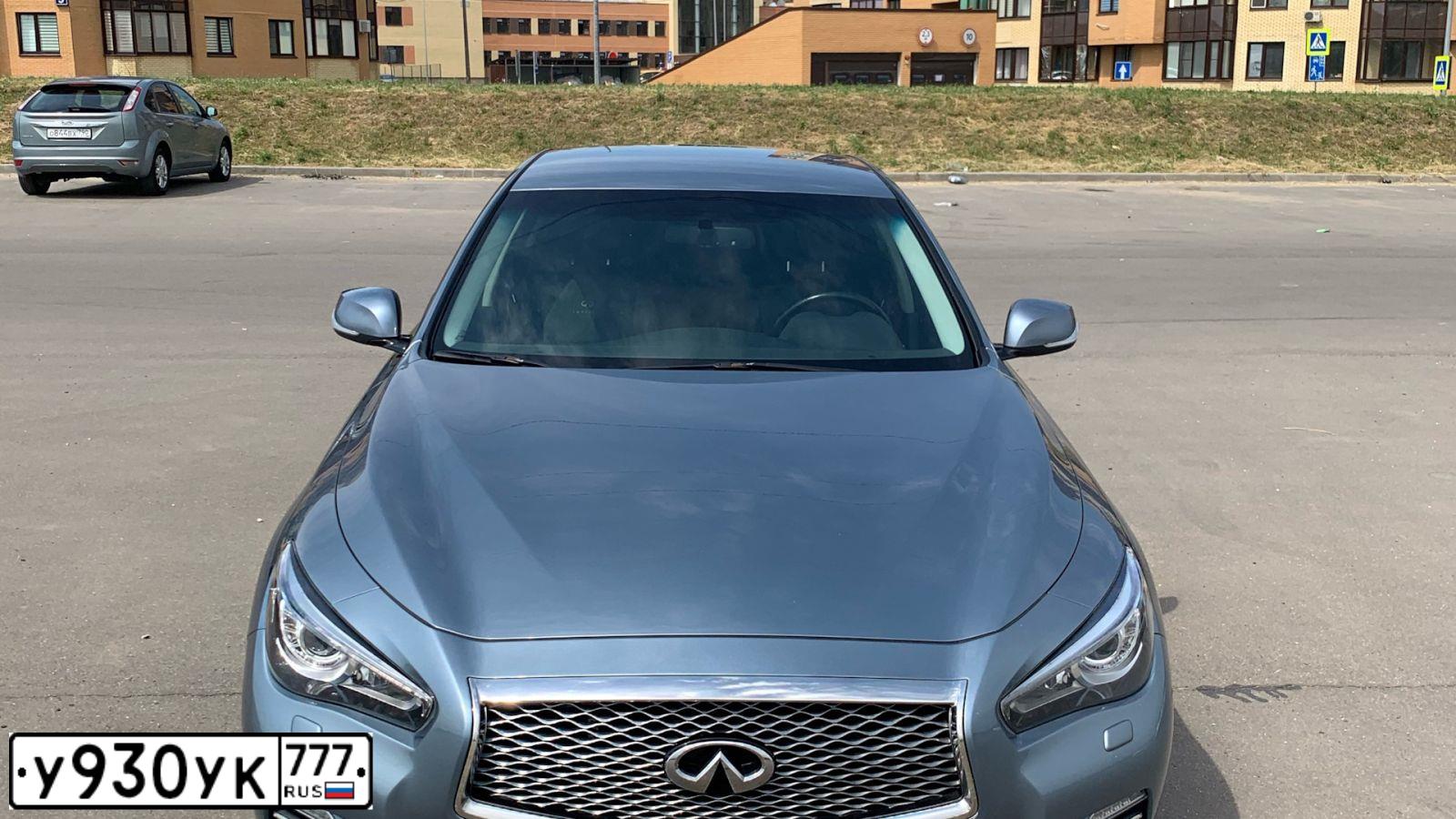 Фото автомобиля INFINITI Q50, 2014 — госномер А145КМ790. Цвет: СЕРЫЙ
