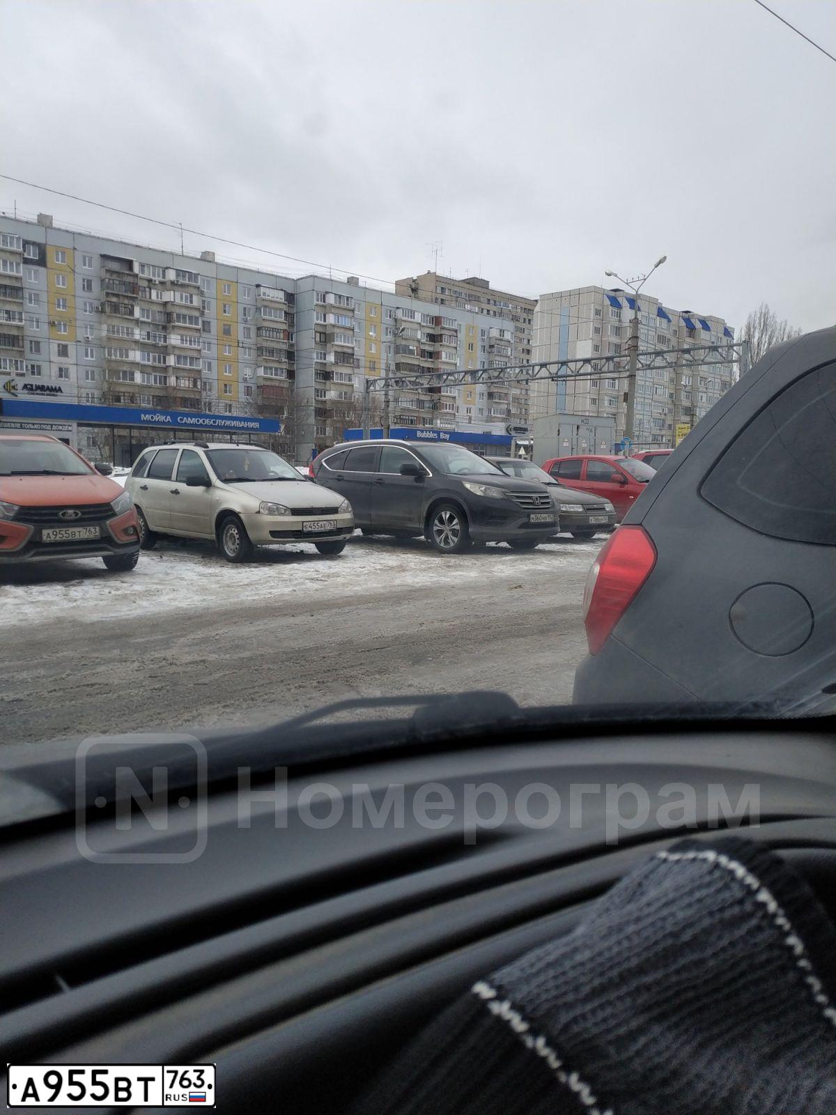 Фото автомобиля LADA VESTA, 2018 — госномер А955ВТ763. Цвет: ОРАНЖЕВЫЙ