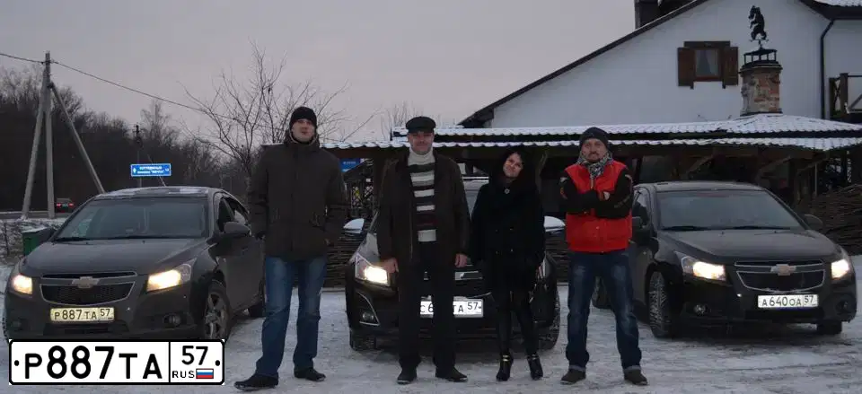 Фото автомобиля CHEVROLET CRUZE, 2012 — госномер В111ОТ150. Цвет: СЕРЫЙ МЕТАЛЛИК