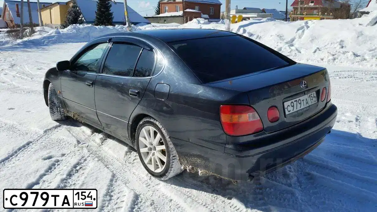 Фото автомобиля LEXUS GS, 1999 — госномер С979ТА154. Цвет: ЧЕРНЫЙ
