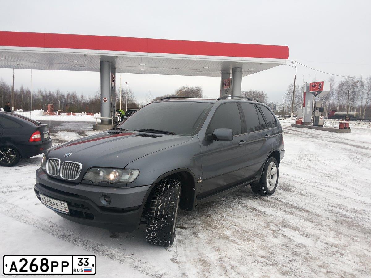 Фото автомобиля BMW X5, 2002 — госномер Х696АМ56. Цвет: СЕРЫЙ