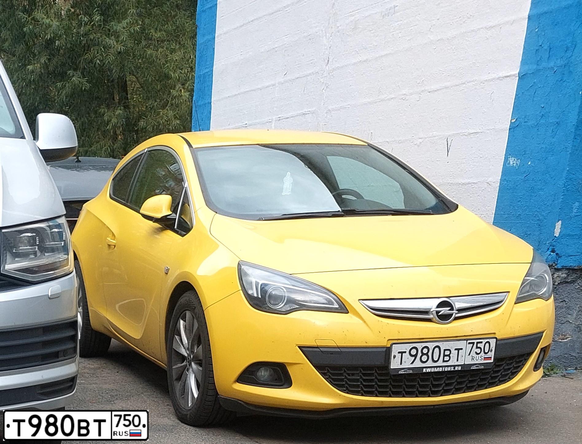 Фото автомобиля OPEL ASTRA GTC, 2012 — госномер Р924ОС40