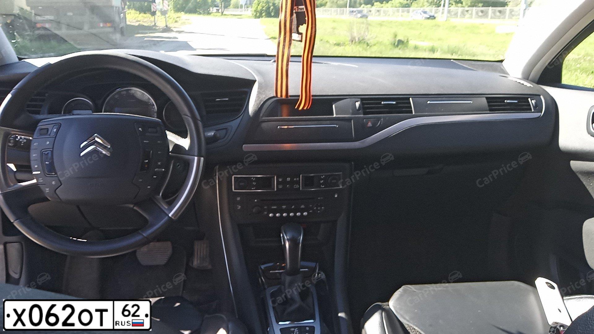 Фото автомобиля CITROEN C5, 2011 — госномер Т074ОМ62. Цвет: СЕРЫЙ
