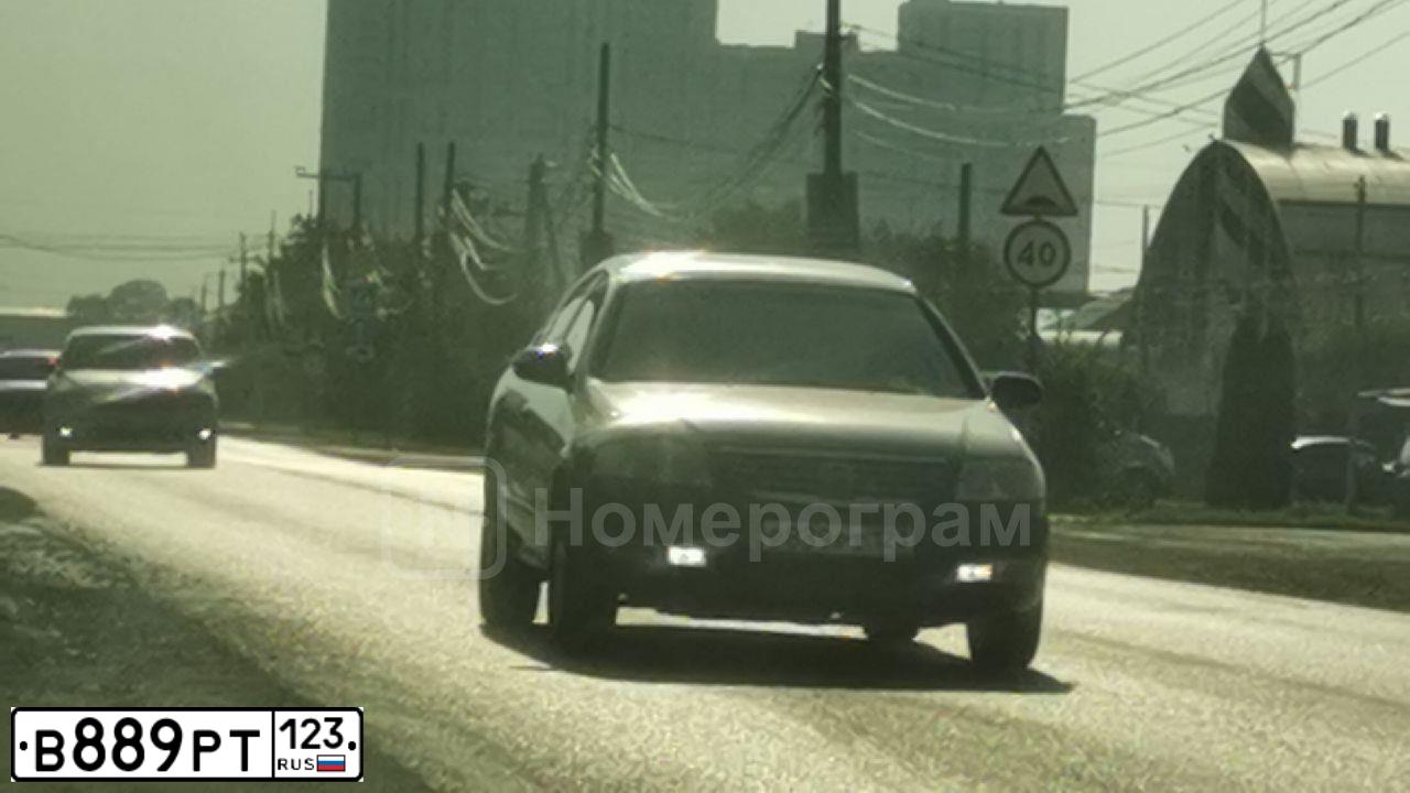 Фото автомобиля OPEL ASTRA, 2014 — госномер В889РТ123. Цвет: ЧЕРНЫЙ