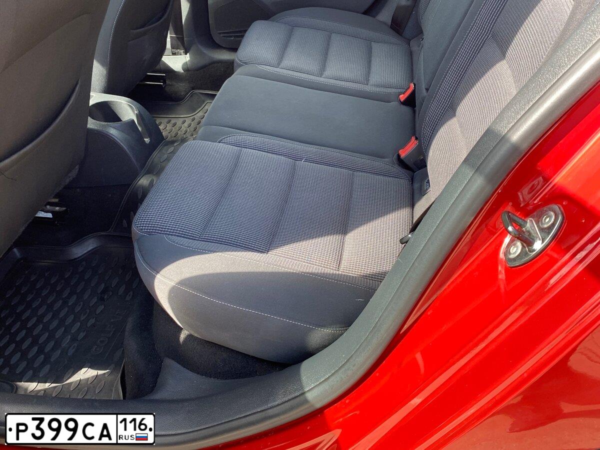 Фото автомобиля VOLKSWAGEN GOLF, 2010 — госномер Р617РМ186