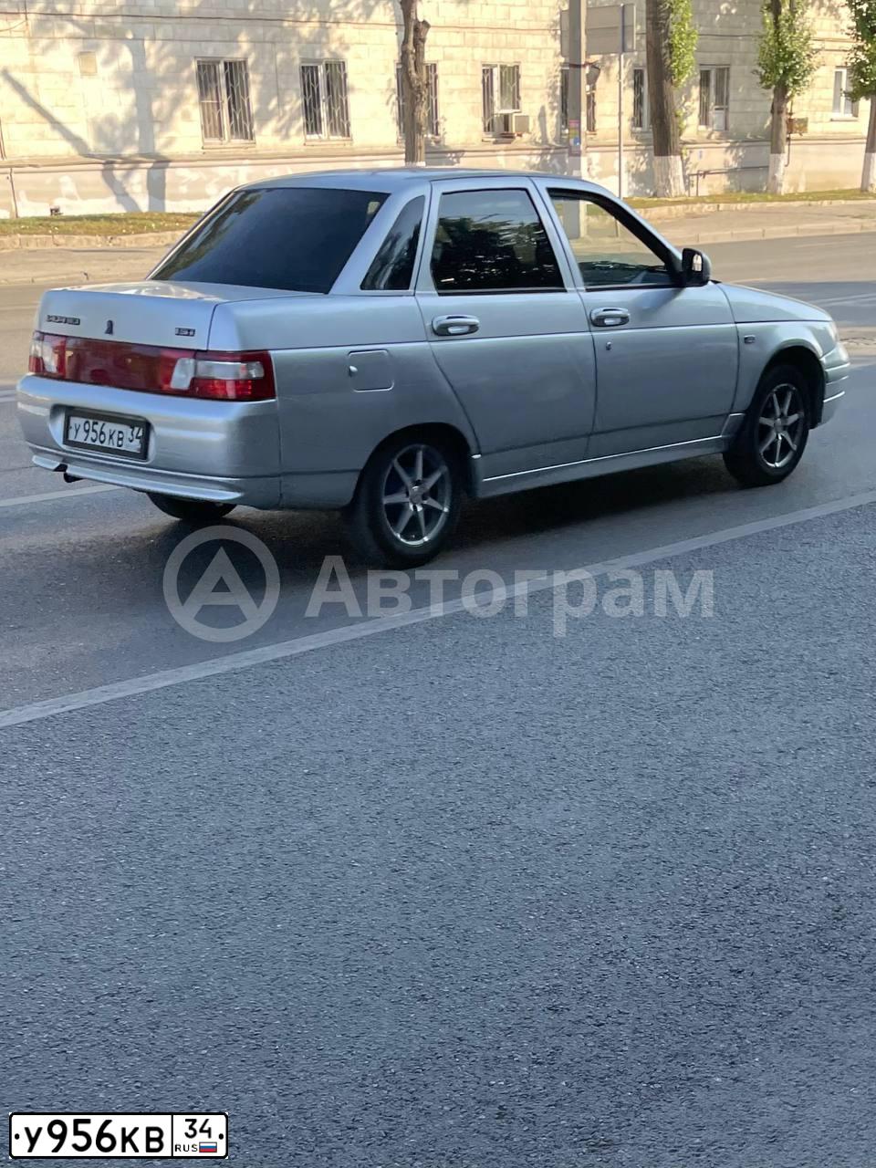 Фото автомобиля LADA 2110, 2003 — госномер У956КВ34. Цвет: СВЕТЛО  СЕРЕБРИСТЫЙ МЕТ