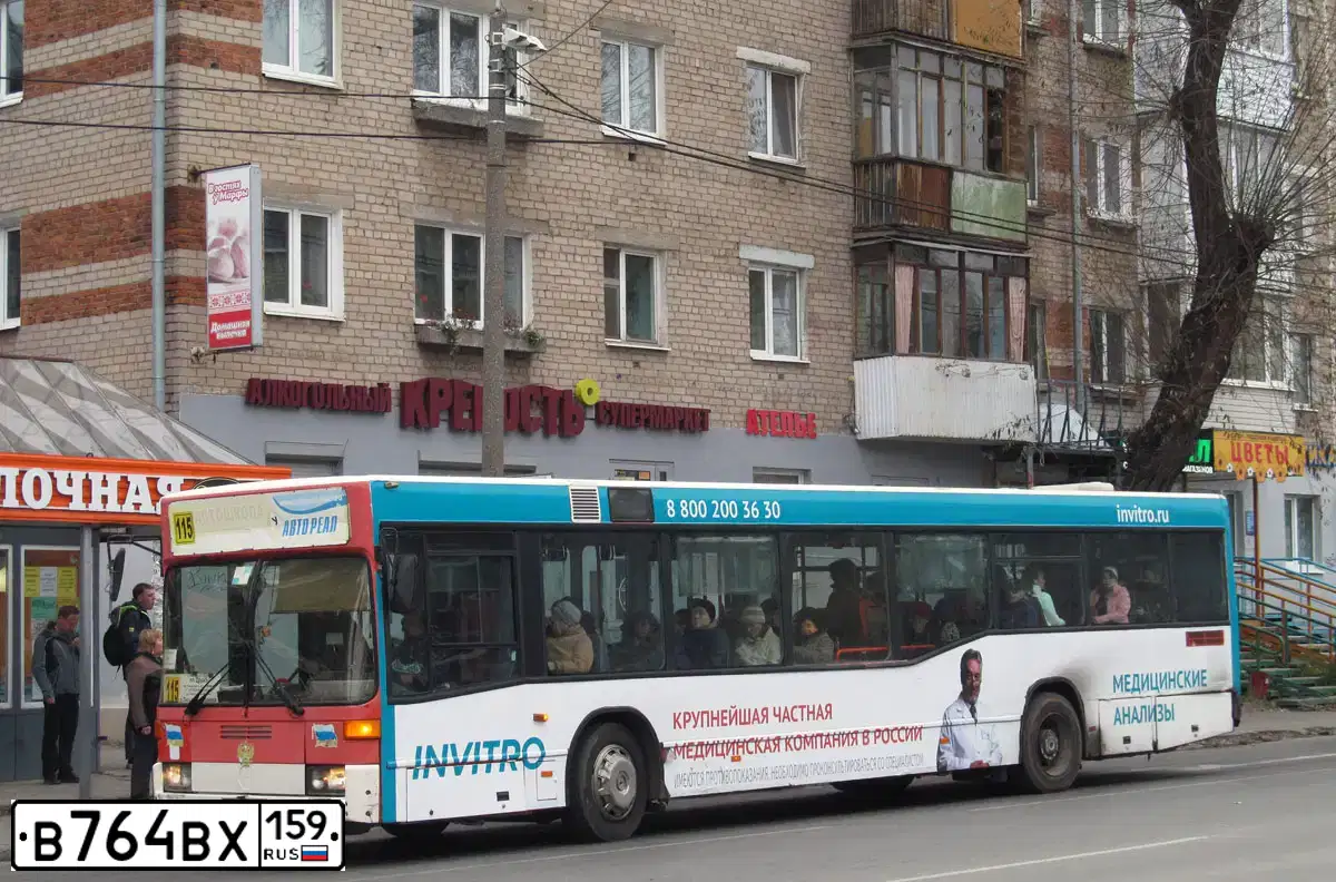 Фото автомобиля MERCEDES O 405, 1985 — госномер В764ВХ59. Цвет: Красный