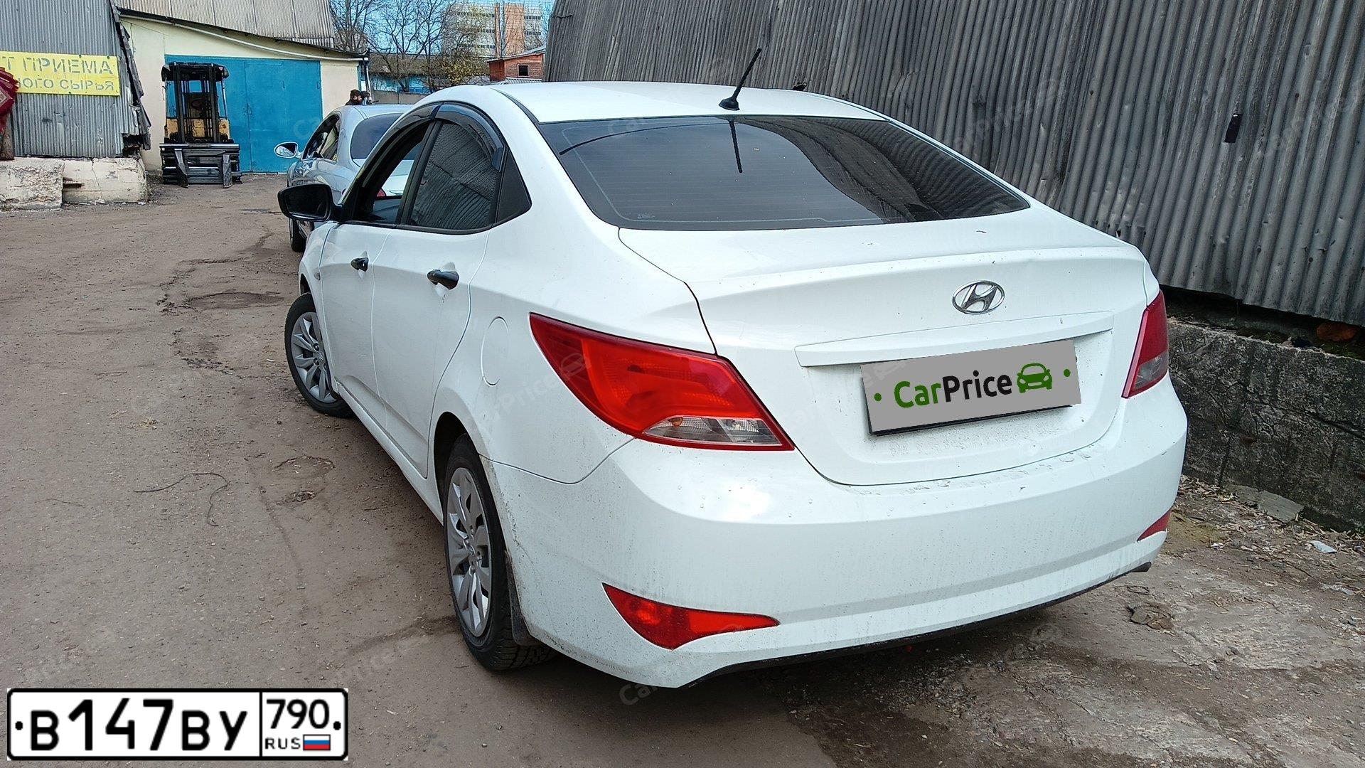 Фото автомобиля HYUNDAI SOLARIS, 2015 — госномер М479ЕР799. Цвет: Белый