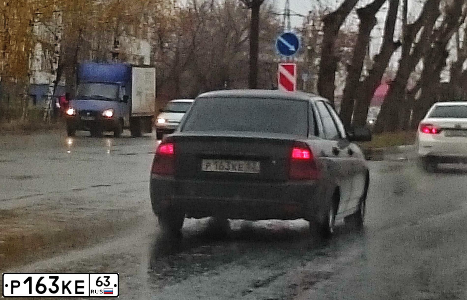 Фото автомобиля LADA 2113 SAMARA, 2012 — госномер Р163КЕ63. Цвет: ТЕМНО-ВИШНЕВЫЙ